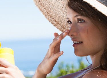 Prévention solaire taches brunes type masque de grossesse