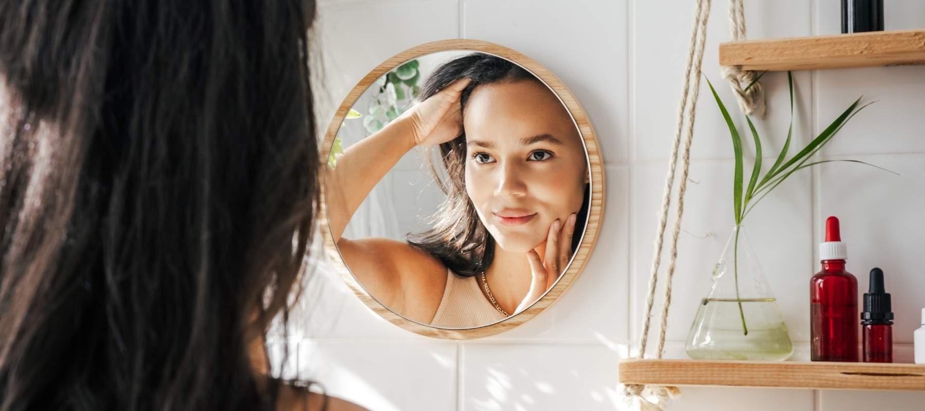 femme miroir