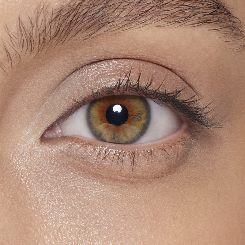 contour des yeux