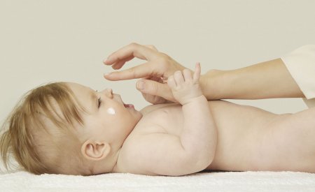 Eczema De L Enfant Prise En Charge Et Accompagnement Bioderma Eczema De L Enfant Prise En Charge Et Accompagnement Bioderma
