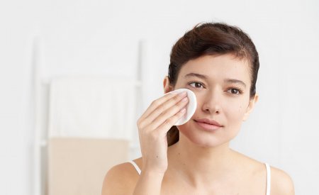 Conseils nettoyage & démaquillage dermatologique peau sensible